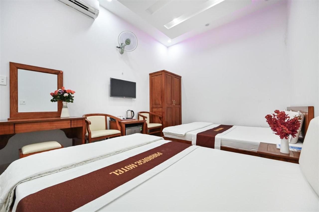 Khách sạn Paradise